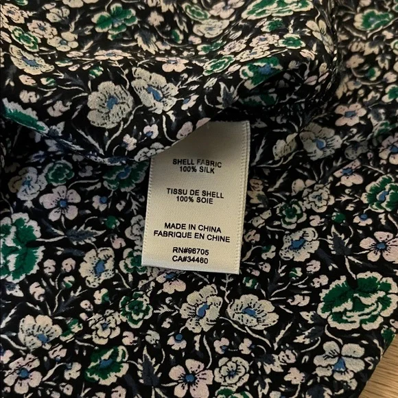 Rebecca Taylor Navy and Floral 100% Silk Sleeveless Blouse - Size 2 - Picture 5 of 6